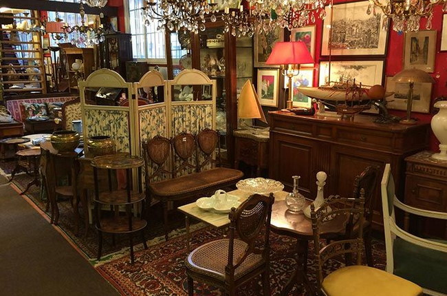 Appartement de vacances à Nice sur la promenade des anglais - a visiter - L’insolite, depot-vente